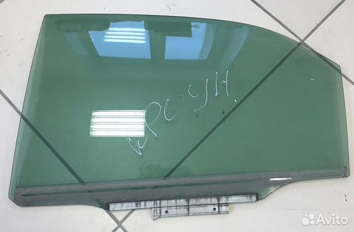 Стекло двери toyota crown GRS182 Тойота Краун