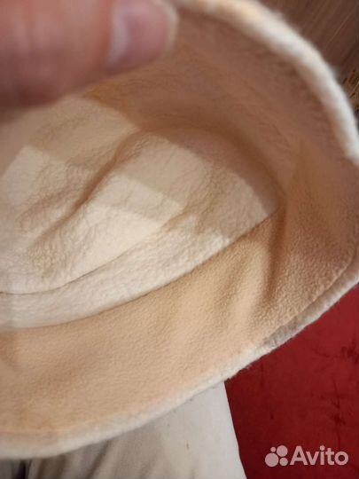 Валяная шапка ручной работы