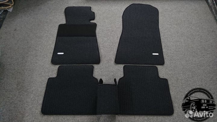 Автоковрики для Mercedes-Benz w201