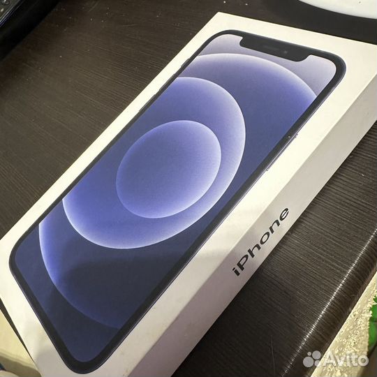 Коробка от iPhone 13 mini