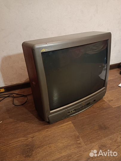 Телевизор старый
