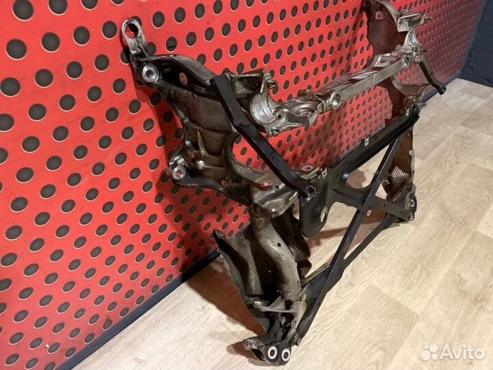 Балка подвески передняя (подрамник) Porsche Macan