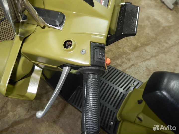 Скутер Honda Gyro-X 2 цвет-милитари без РФ