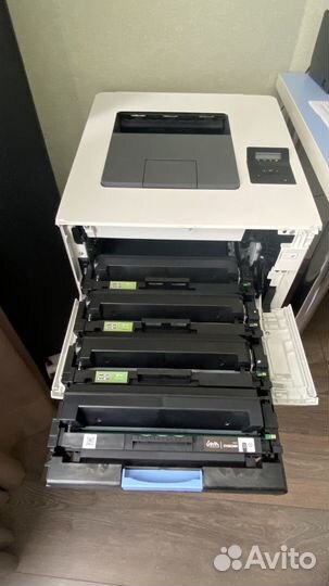 Цветной лазерный принтер hp