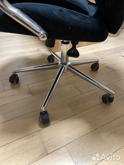 Компьютерное кресло