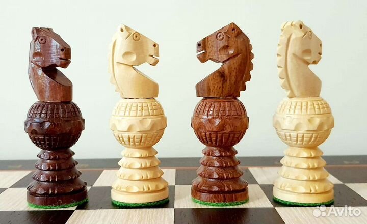 Шахматы Индия Шахматные фигуры Глобус 13 см