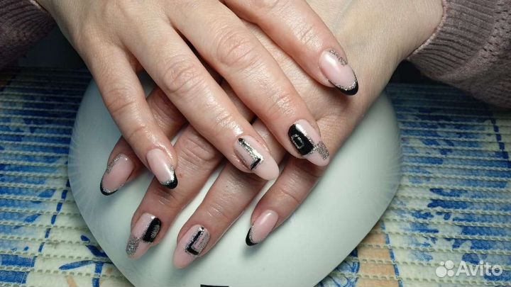 Маникюр, коррекция и окрашивание бровей и ресниц