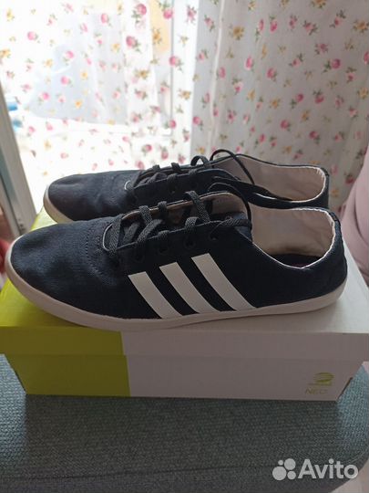 Кроссовки Adidas