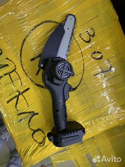 Электропила цепная