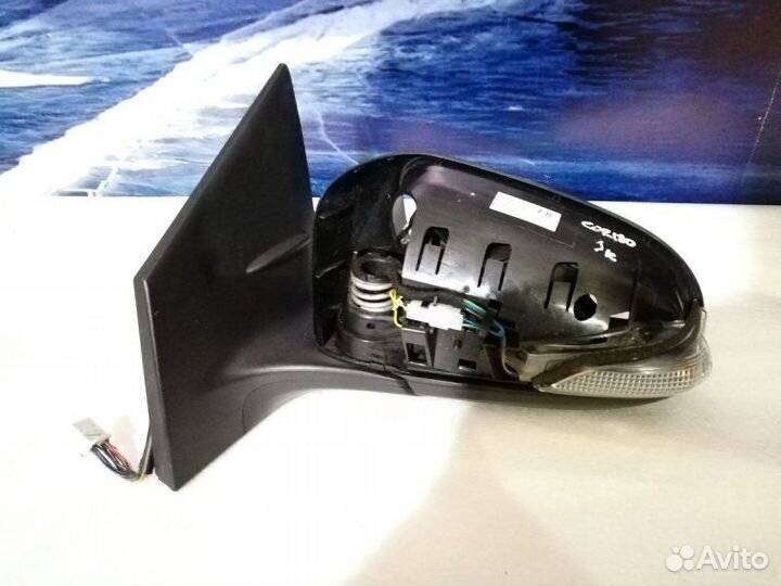 Зеркало левое Corolla 180