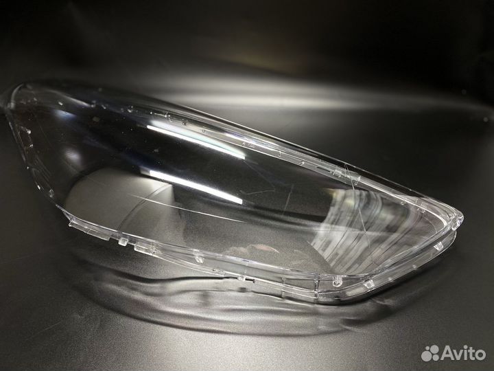 Стекло фары Hyundai Elantra V (2010-2014гг.)