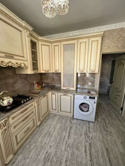 1-к. квартира, 40 м², 1/8 эт.