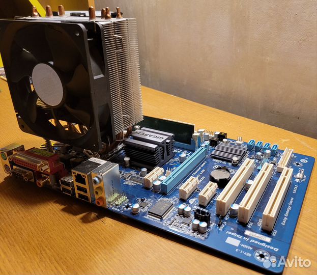 Материнская плата 2 ядра DDR3