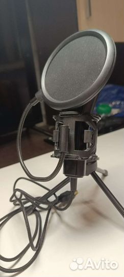 Микрофон Redragon Quasar 2