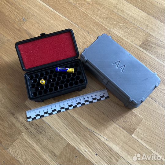 Кейсы для батареек и аккумуляторов 18650