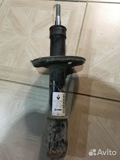Стойки передние Рено Логан 2