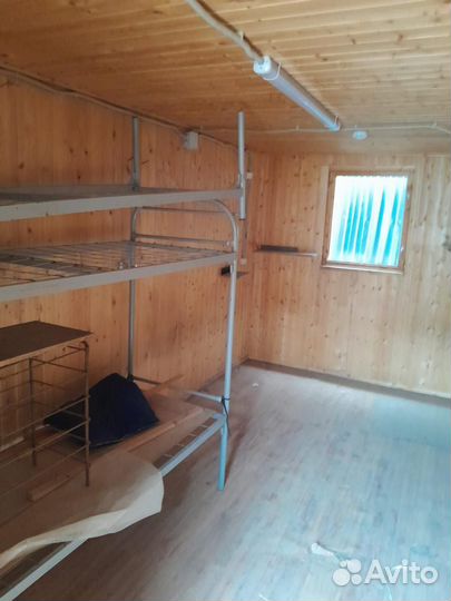 Бытовка б/у, вагончик металлический для проживания