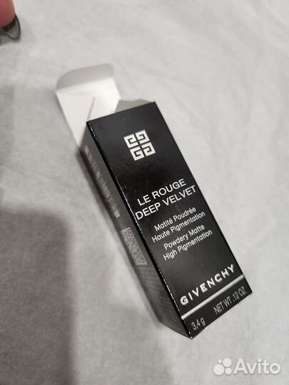 Помада Givenchy Le Rouge Deep Velvet 19 номер