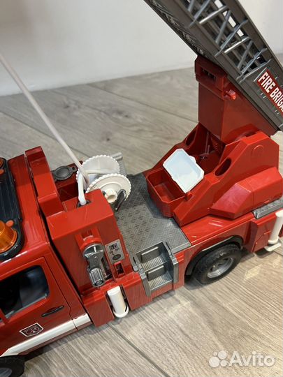 Пожарная машина Bruder (Брудер)