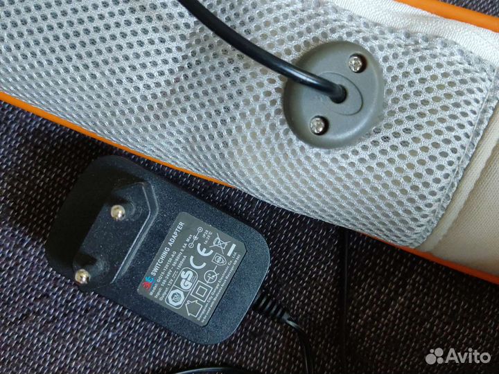 Массажер шиатсу medisana NM860