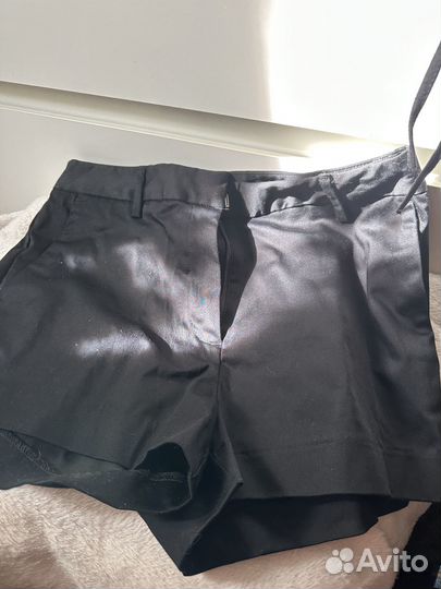 Шорты для офиса/в школу новые H&M