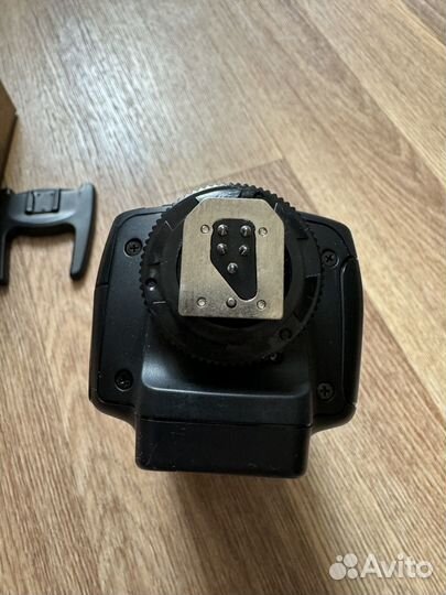 Вспышка с TTL для Canon