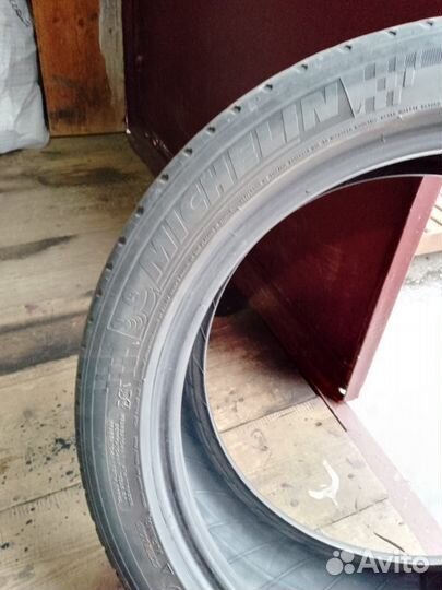Michelin Pilot Sport 3 235/45 R18 98Y