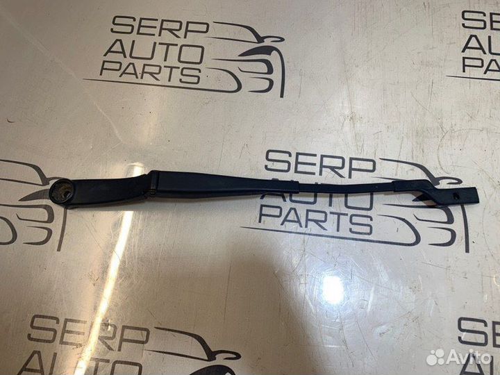 Поводок дворника передний левый Kia Ceed ED купе