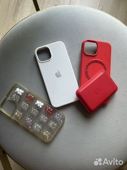 Чехлы iPhone 14