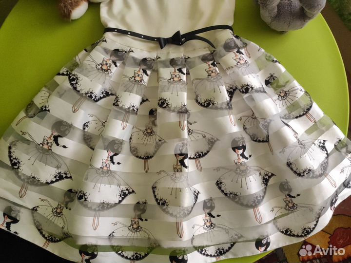 Пышное нарядное платье 140