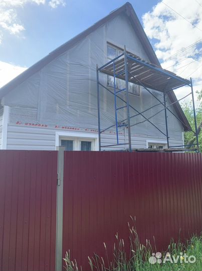 Бригада строителей