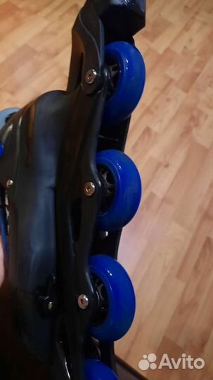 Роликовые коньки