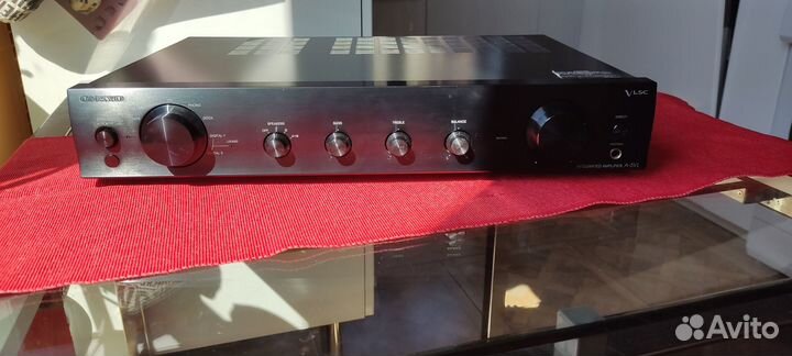 Интегральный усилитель с фоно и цап onkyo A-5VL