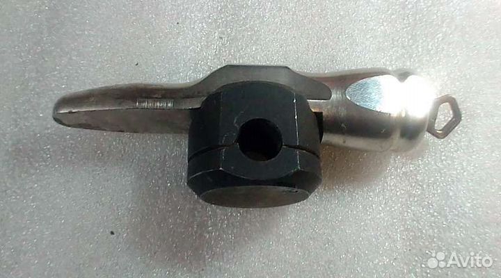 Блокиратор рулевого вала