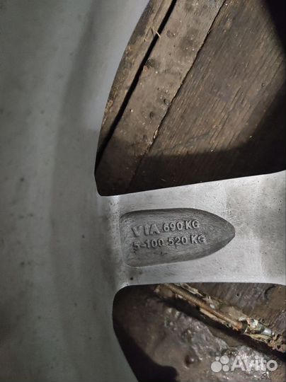 Продам литые диски