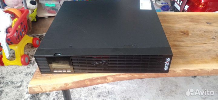 Источник бесперебойного питания