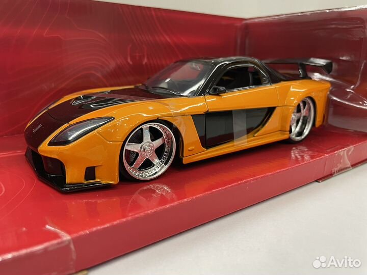 Форсаж / Mazda rx7 Han с фигуркой Jada 1/24