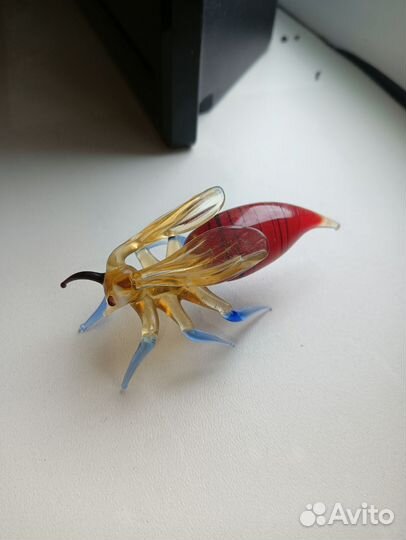 Фарфоровые статуэтка