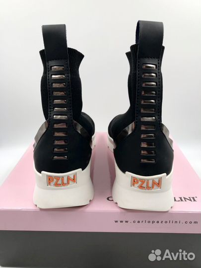 Кроссовки женские 40 размер