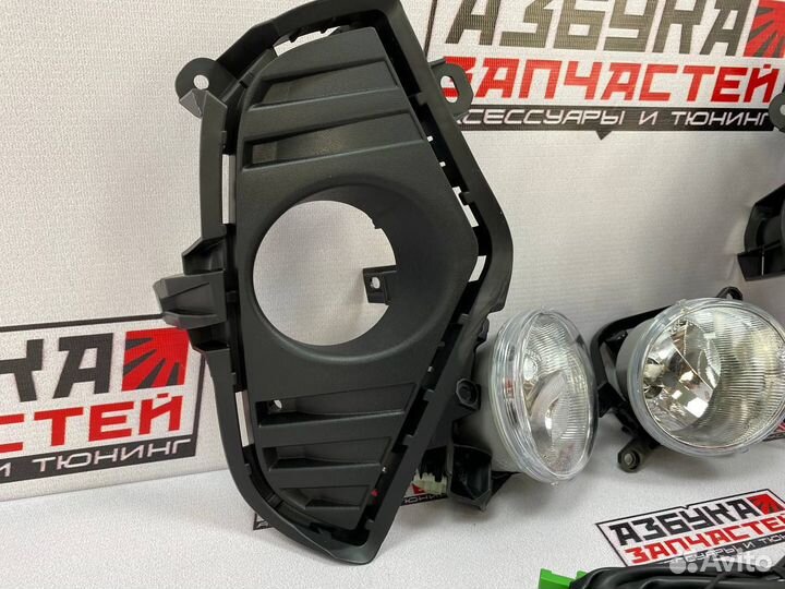 Туманки Toyota RAV4 (XA50) 2018-2022 год. Новые. К