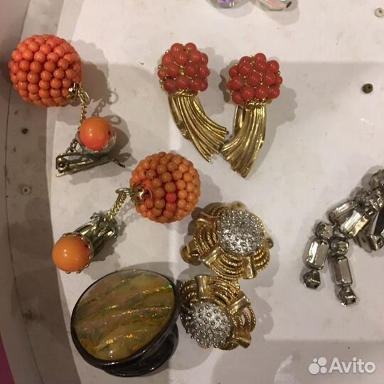 Винтажные серьги и клипсы