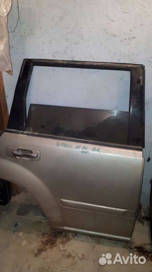 Дверь Ниссан х- трэйл взборе