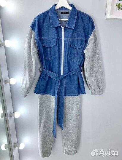 Костюм спортивный