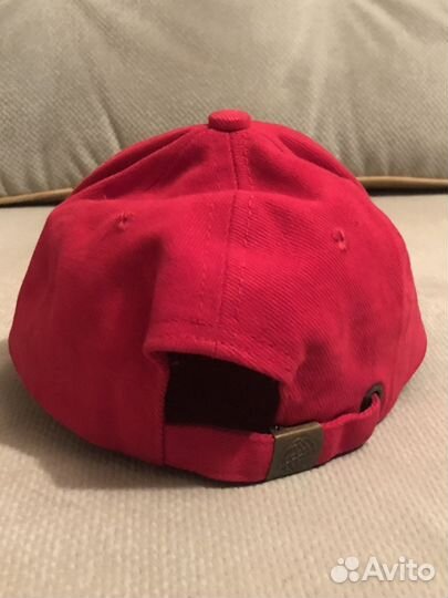 Бейсболка новая