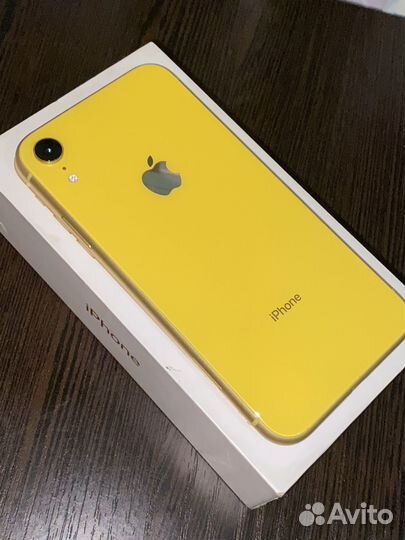 iPhone Xr, 64 ГБ