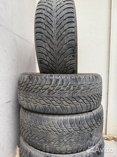 Nokian Tyres Hakkapeliitta R3 SUV 275/45 R21