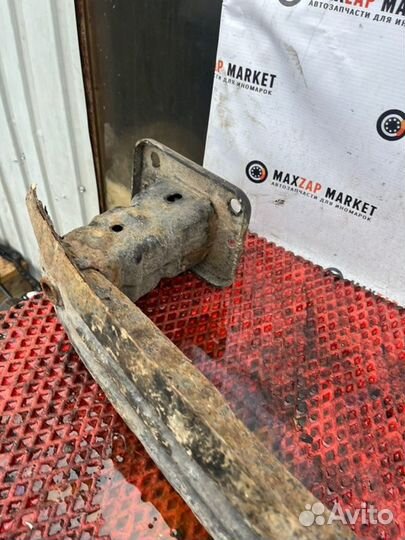 Усилитель бампера Ford Focus 3 2012 хэтчбек