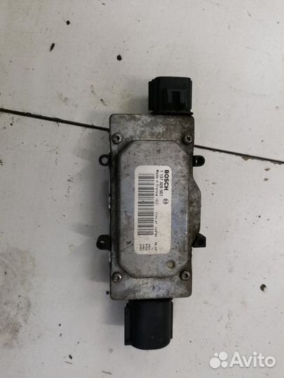 Блок управления вентилятором Ford Focus седан pnda