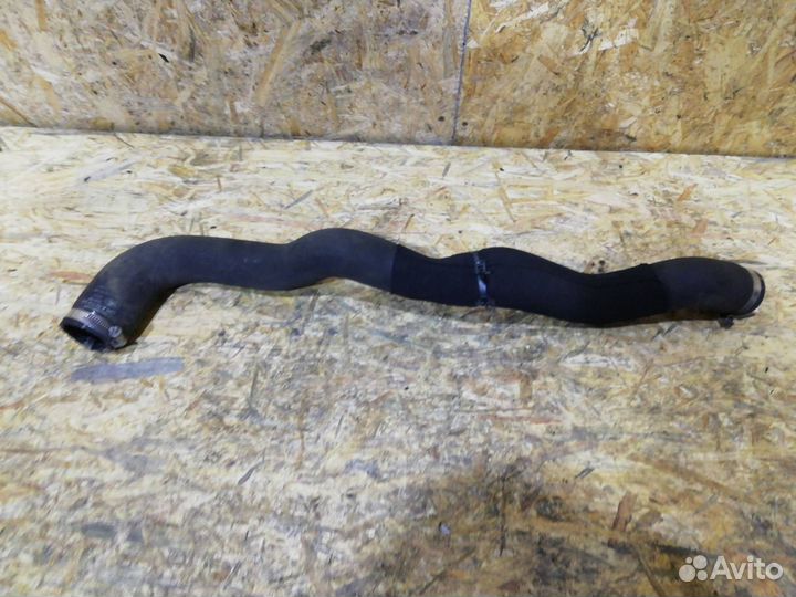 Патрубок интеркулера Land Rover Range Rover 4