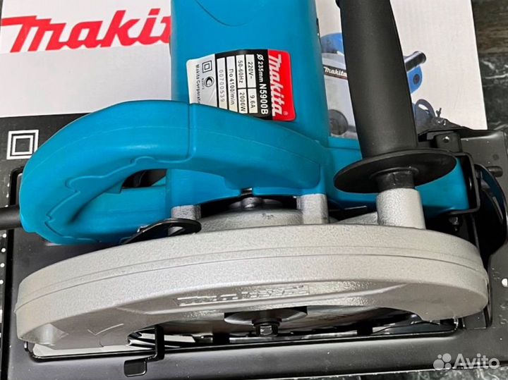 Мощная циркулярная пила Makita 230mm